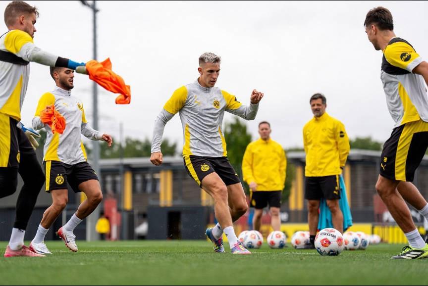 KAIYUNAPP-好消息，五个月前遭遇半月板撕裂施洛特贝克重返多特合练